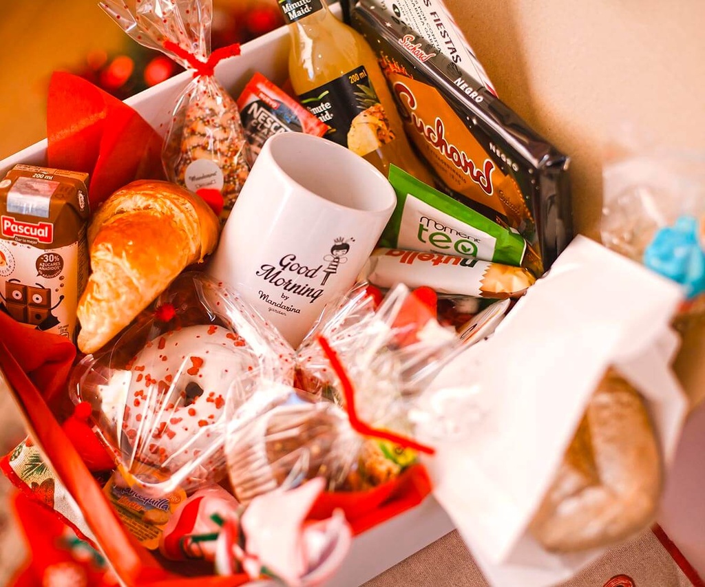 Caja desayuno a domicilio "salada Navidad" (copia)